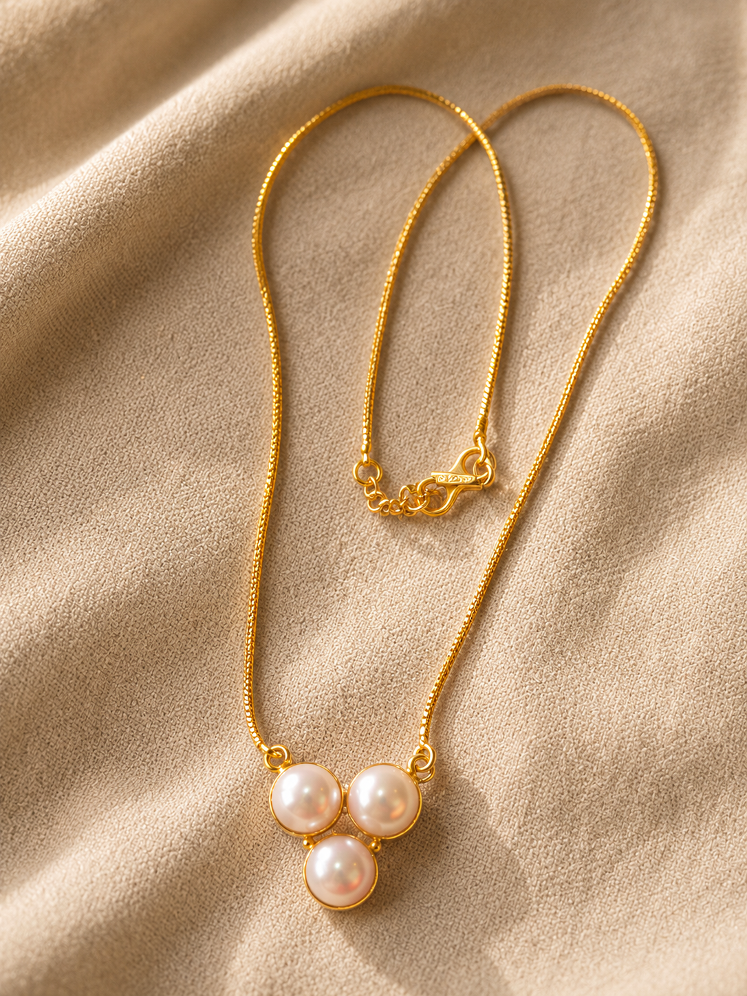 Eternal Pearl Cluster Necklace | 18K Gold Plated Freshwater Pearl Necklace for Women